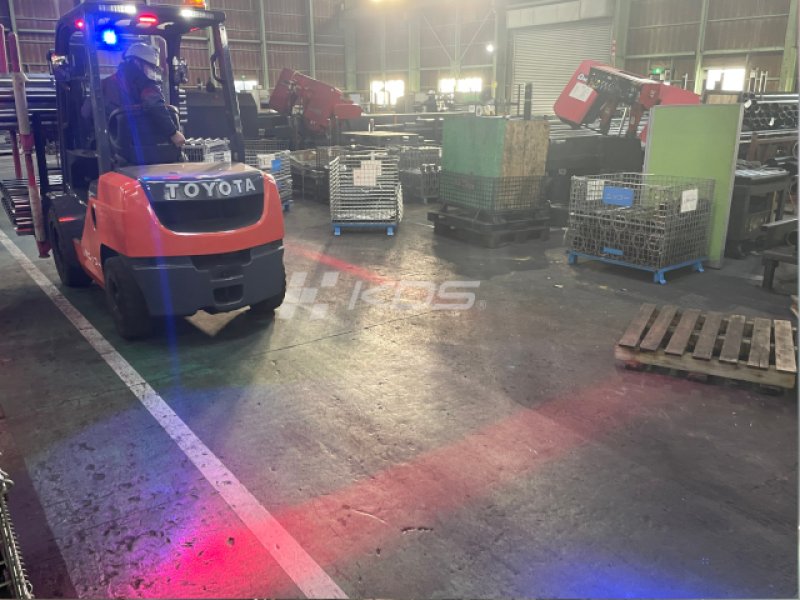 フォークリフト安全対策LED